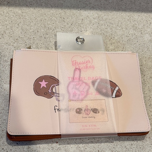 Frasier Sterling Set of 2 Football Travel Bags - Picture 1 of 6